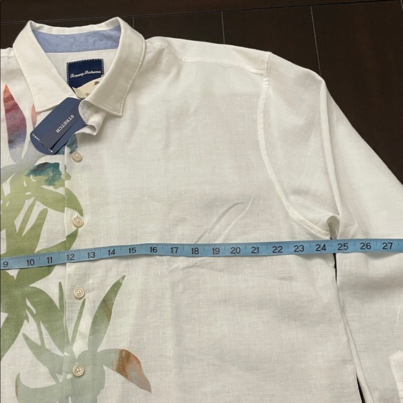Tommy Bahama White Shirt with Multicolor Floral Design - Picture 6 of 9